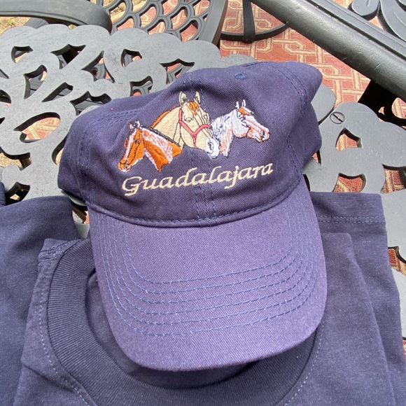 NWT CHIVAS Artisanal embroidered T-shirt - Picture 3 of 4